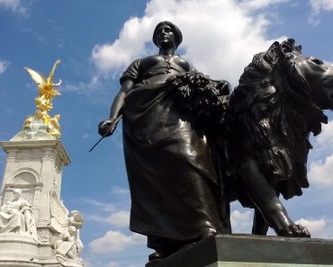 Victoria Memorial - London
